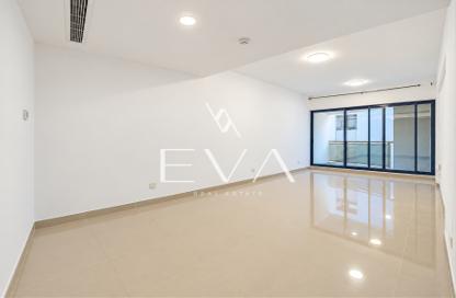 Apartment - 2 - 3 for rent in AAAF 2 Building - Al Mankhool - Bur Dubai - Dubai