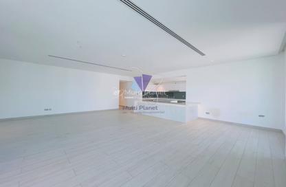 Apartment - 3 Bedrooms - 5 Bathrooms for rent in Corniche Road - Abu Dhabi