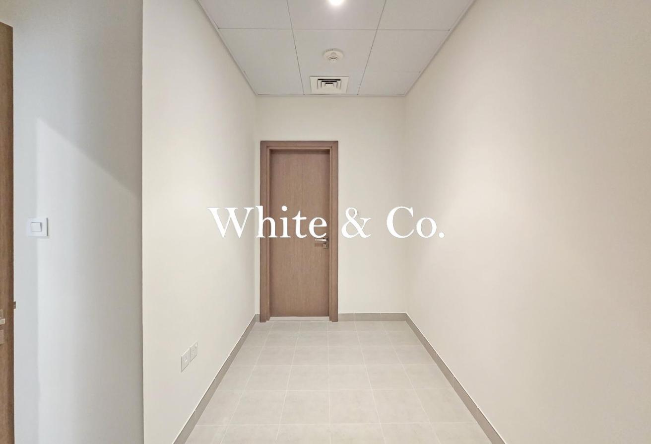 Large Layout | 3 Bedrooms | Lagoon Facing photo 12