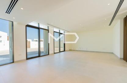 Villa - 4 - 7 for sale in Seef Al Jubail - Al Jubail Island - Abu Dhabi