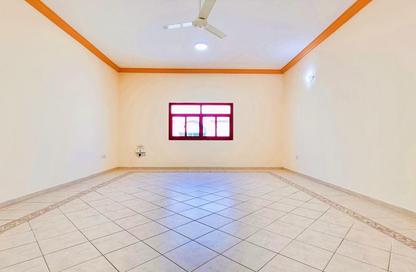 Apartment - Studio - 1 Bathroom for rent in Oud Metha - Bur Dubai - Dubai
