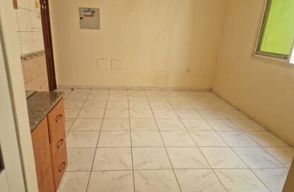 Apartment - Studio - 1 for rent in Fire Station Road - Muwaileh - Sharjah Apartment - Studio - 1 for rent in Fire Station Road - Muwaileh - Sharjah