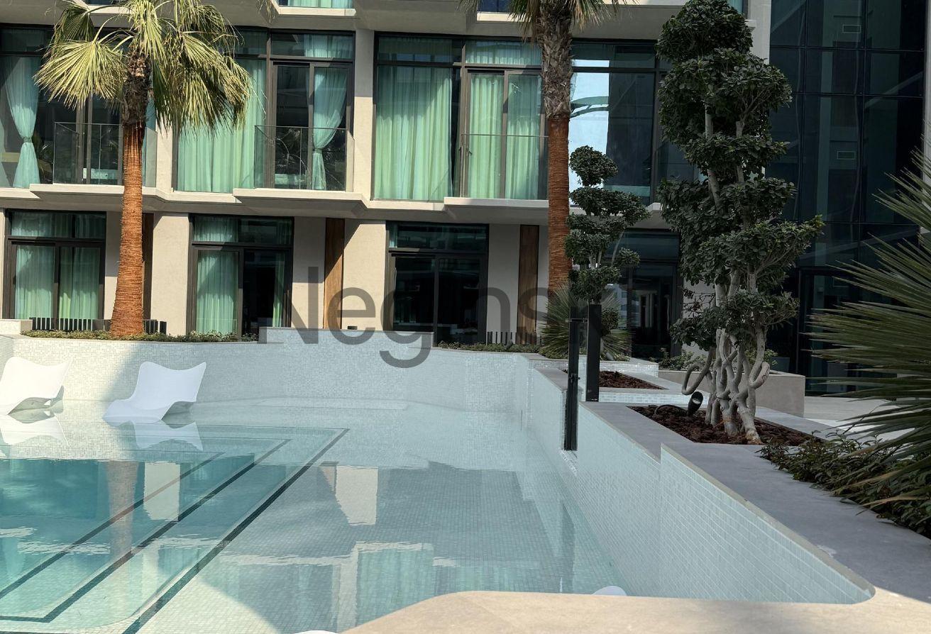 Corner Studio | Big Private Terrace | Furnished photo 18
