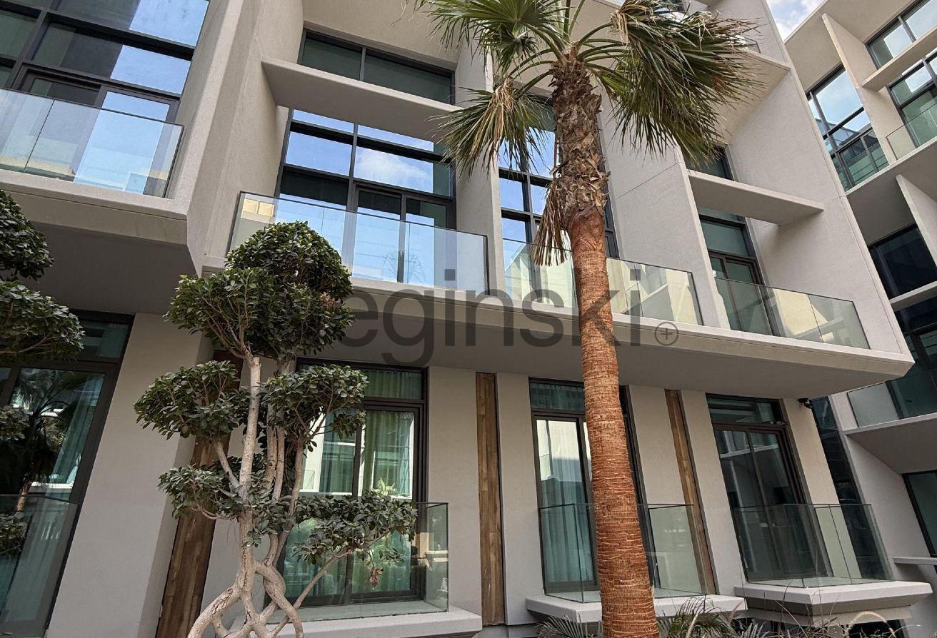 Corner Studio | Big Private Terrace | Furnished photo 16