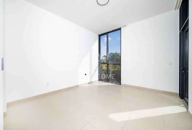 74260511 - Property Image 3