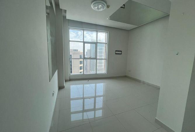 71136221 - صورة العقار 3