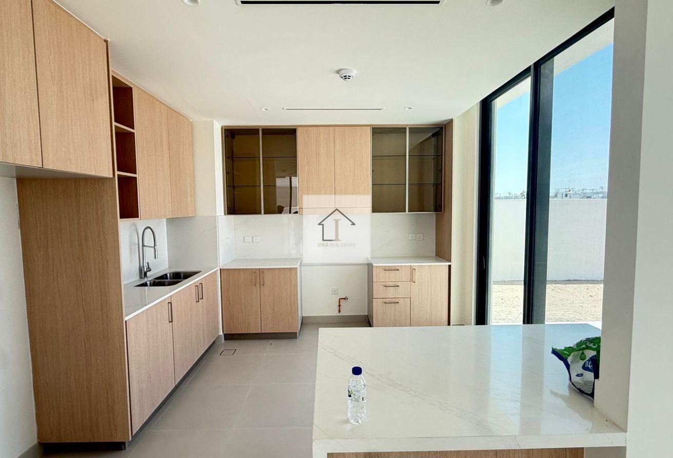 Brand New | Golf Course View| 4BR + Maid photo 16
