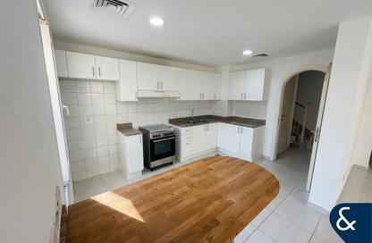 Villa - 2 Bedrooms - 2 Bathrooms for rent in Springs 2 - The Springs - Dubai
