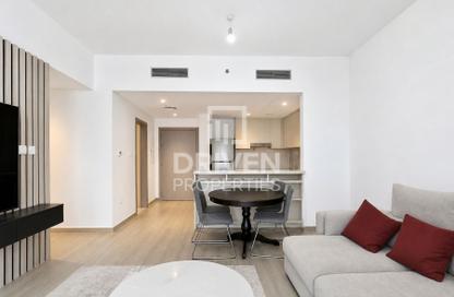 Apartment - 2 - 2 for sale in Waters Edge - Yas Island - Abu Dhabi Apartment - 2 - 2 for sale in Waters Edge - Yas Island - Abu Dhabi