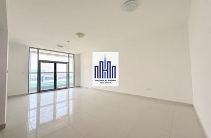 Apartment - 2 Bedrooms - 3 Bathrooms for rent in Muwaileh 29 Building - Muwaileh - Sharjah
