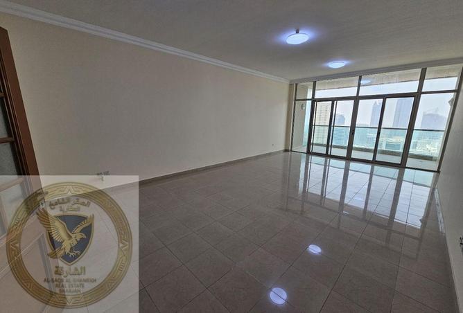 111852023 - Property Image 2