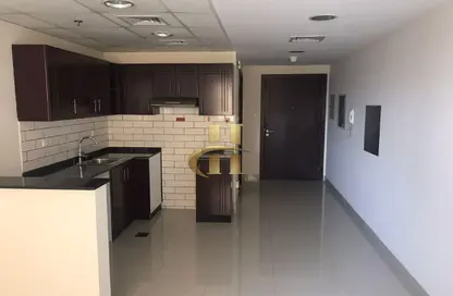 Apartment - 1 Bathroom for rent in The Manhattan Tower - District 10 - Jumeirah Village Circle - Dubai