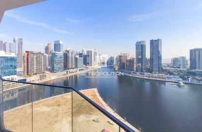 Apartment - 1 - 1 for rent in Peninsula Three - Peninsula - Business Bay - Dubai