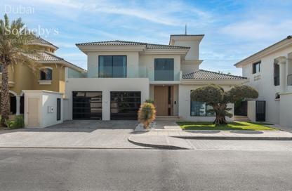 Villa - 5 - 6 for sale in Garden Homes Frond O - Garden Homes - Palm Jumeirah - Dubai Villa - 5 - 6 for sale in Garden Homes Frond O - Garden Homes - Palm Jumeirah - Dubai