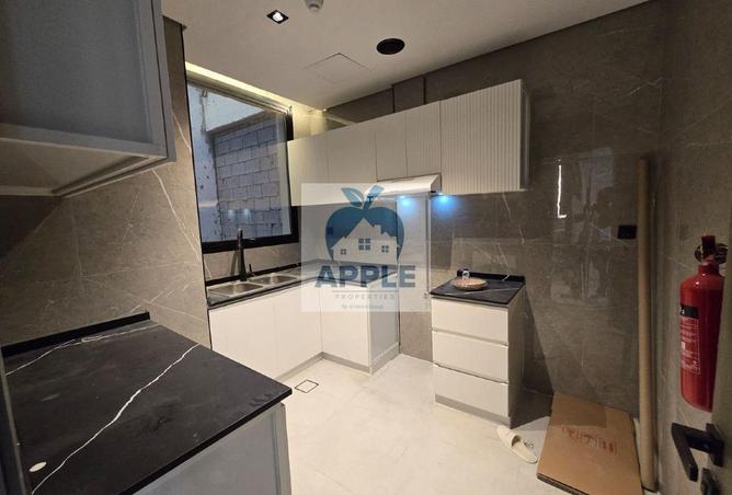 106845700 - Property Image 2