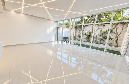 Townhouse - 3 - 3 for rent in Victoria - Damac Hills 2 - Dubai