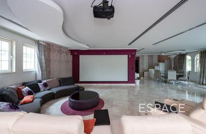 Villa - 4 Bedrooms - 5 Bathrooms for rent in Legacy Nova Villas - Jumeirah Park - Dubai