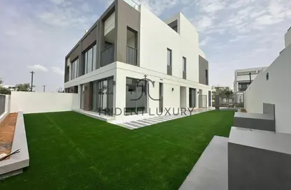 Villa - 5 Bedrooms - 6 Bathrooms for rent in Aura - Tilal Al Ghaf - Dubai