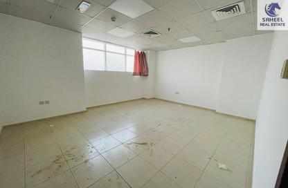 Apartment - 1 Bedroom - 1 Bathroom for rent in Union Tower - Al Seer - Ras Al Khaimah