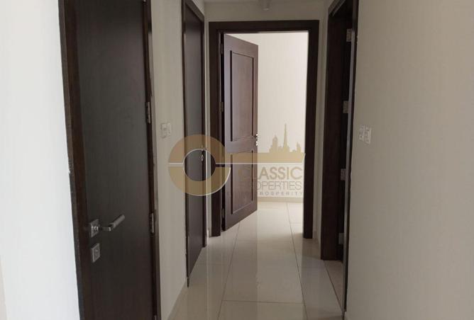 2BR APARTMENT | FAMILY BUILDING | PRIME LOCATION photo 3