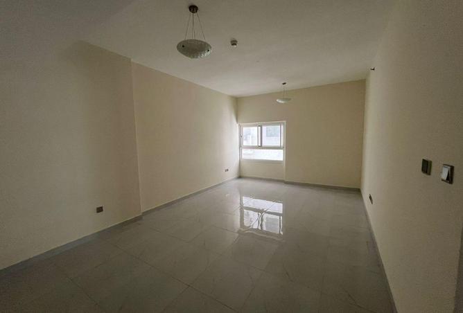 70270803 - Property Image 3