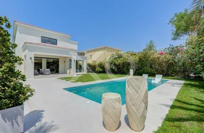 Villa - 5 - 6 for sale in District 3 - Jumeirah Park - Dubai Villa - 5 - 6 for sale in District 3 - Jumeirah Park - Dubai