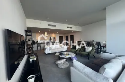 Apartment - 3 Bedrooms - 5 Bathrooms for rent in Oia Residence - Motor City - Dubai