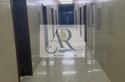 سكن عمال - استوديو - 8 حمامات للايجار في السجع إس - الصجعة - الشارقة