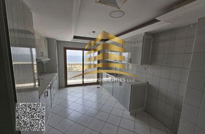 Apartment - 3 - 4 for rent in Ajman Corniche Residences - Ajman Corniche Road - Ajman