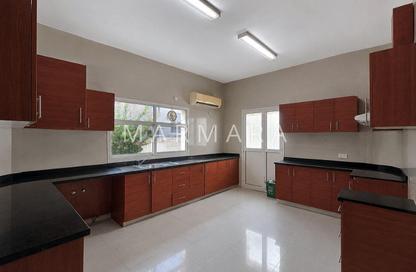 Villa - 5 Bedrooms - 5 Bathrooms for rent in Umm Suqeim 2 Villas - Umm Suqeim 2 - Umm Suqeim - Dubai