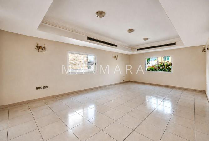 110083635 - Property Image 2