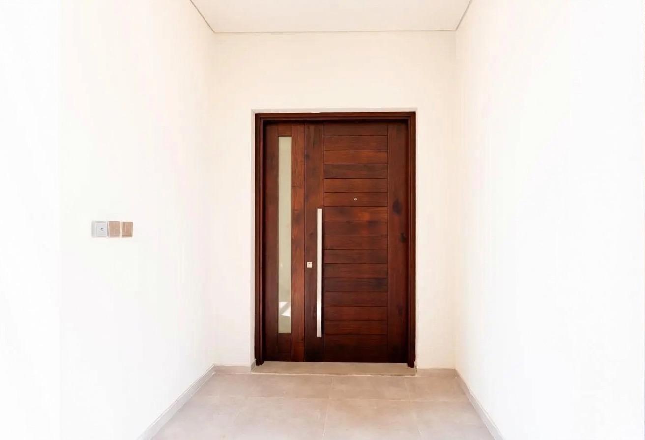 Prime Location | 6 Bedroom Villa | Jebel Ali Villa photo 11