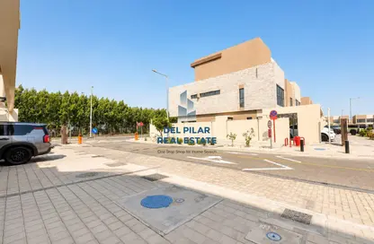 Townhouse - 3 Bedrooms - 3 Bathrooms for rent in Aldhay at Bloom Gardens - Bloom Gardens - Al Salam Street - Abu Dhabi
