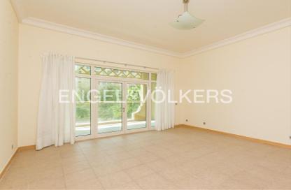 Apartment - 2 Bedrooms - 3 Bathrooms for rent in Al Shahla - Shoreline Apartments - Palm Jumeirah - Dubai Apartment - 2 Bedrooms - 3 Bathrooms for rent in Al Shahla - Shoreline Apartments - Palm Jumeirah - Dubai