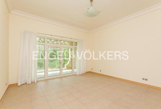 98692537 - Property Main Image