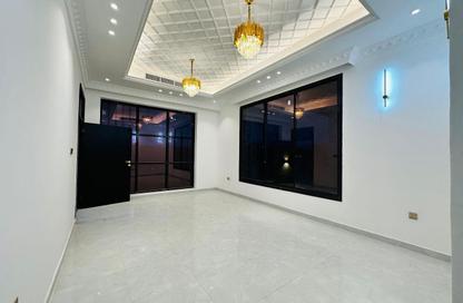 Villa - 5 Bedrooms - 7 Bathrooms for sale in Al Yasmeen 1 - Al Yasmeen - Ajman