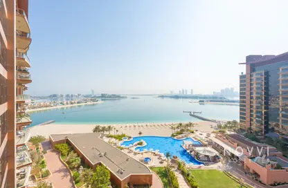 Apartment - 1 Bedroom - 1 Bathroom for rent in Ruby - Tiara Residences - Palm Jumeirah - Dubai