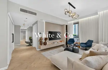 Apartment - 2 Bedrooms - 3 Bathrooms for sale in Standpoint Tower 1 - Standpoint Towers - Downtown Dubai - Dubai