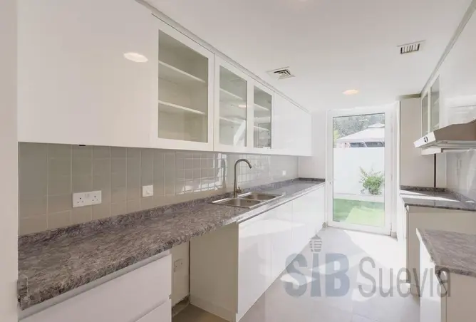 163239360 - Property Image 2