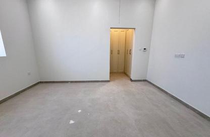 Apartment - 5 Bedrooms - 7 Bathrooms for rent in Al Riqaibah - Al Suyoh - Sharjah