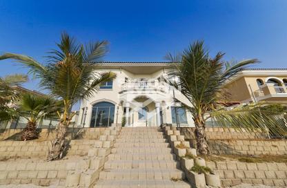 Villa - 5 - 6 for rent in Garden Homes Frond E - Garden Homes - Palm Jumeirah - Dubai