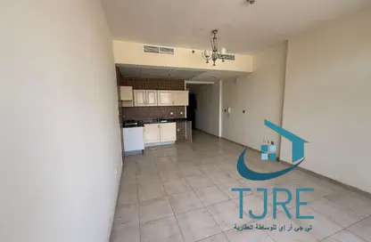 Apartment - 1 Bathroom for rent in Hamza Tower - Dubai Sports City - Dubai Apartment - 1 Bathroom for rent in Hamza Tower - Dubai Sports City - Dubai