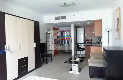 شقة - 1 حمام للايجار في جلوبال ليك فيو - (JLT) مجمع E - أبراج بحيرات الجميرا - دبي