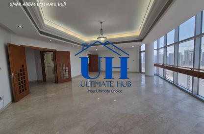 شقة - 4 - 5 للايجار في شارع الكورنيش - أبوظبي