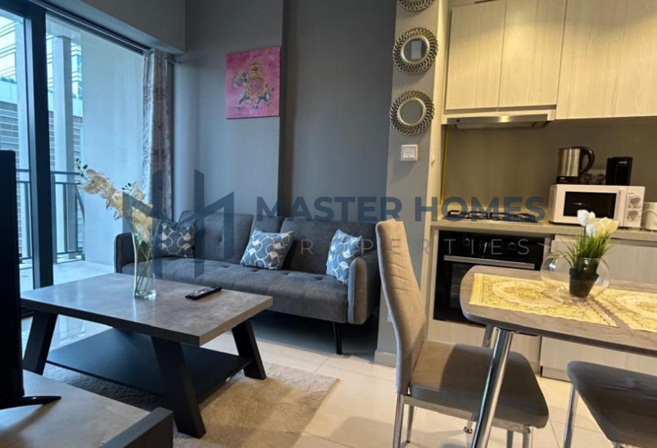 Near Metro | Canal view | Best price photo 5