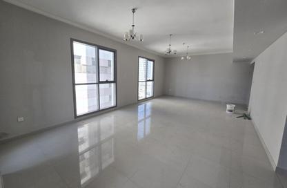 Apartment - 2 Bedrooms - 3 Bathrooms for rent in Al Khan Corniche - Al Khan - Sharjah