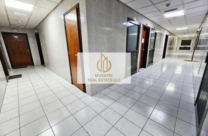 شقة - غرفة نوم - 1 حمام للايجار في برج الأندلس 2 - النهدة - الشارقة