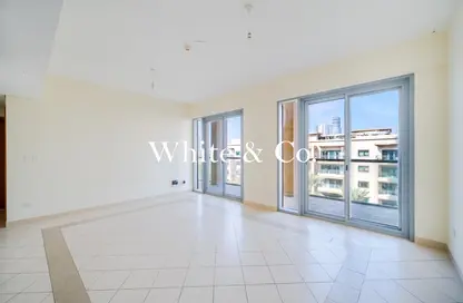Apartment - 2 Bedrooms - 2 Bathrooms for rent in Golf Tower 1 - Golf Towers - The Views - Dubai