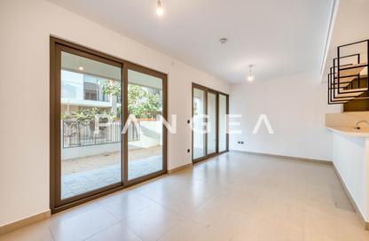Townhouse - 3 - 4 for rent in Aura Gardens - Tilal Al Ghaf - Dubai