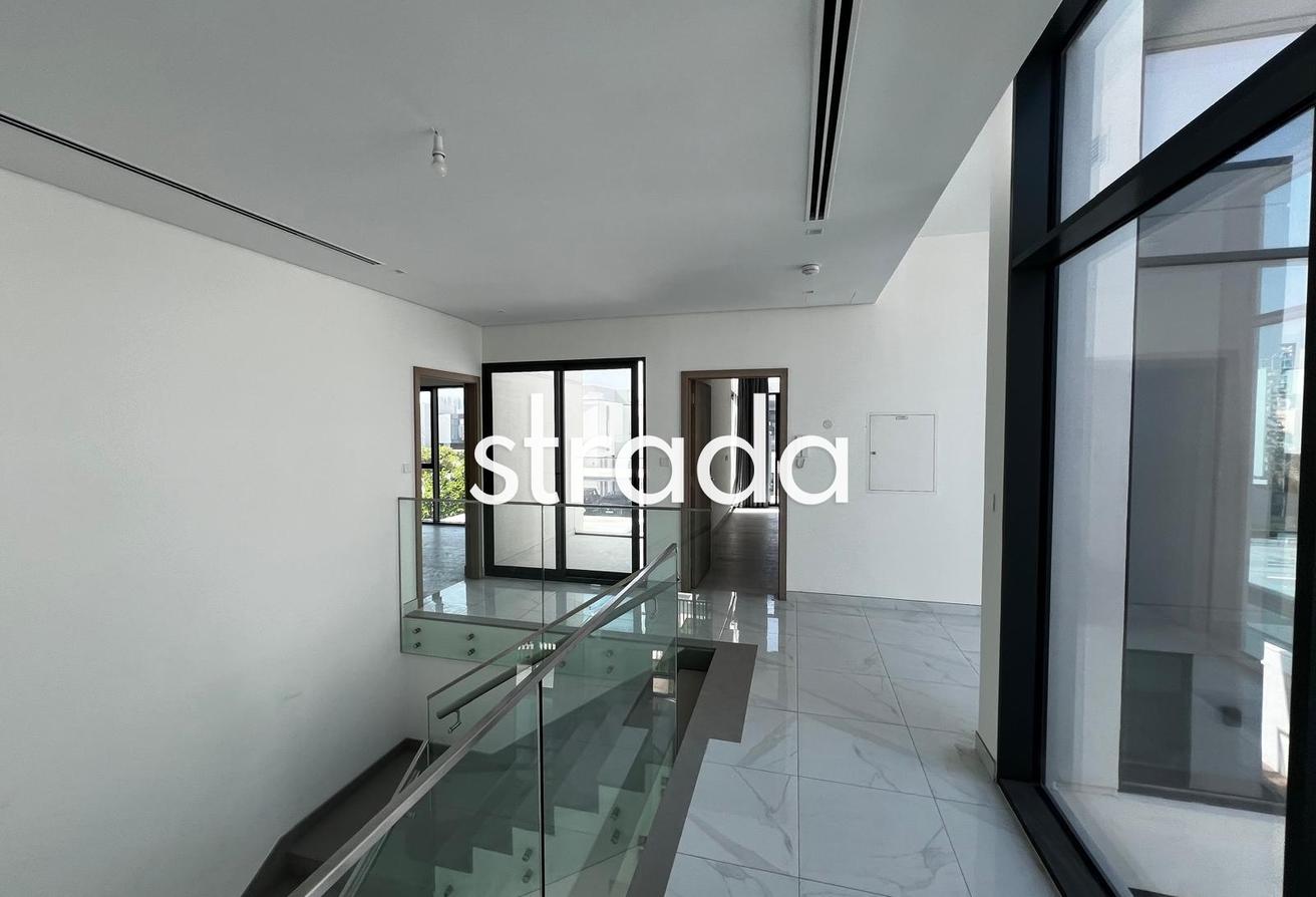 Corner Unit | Close to Park & Pool | Options photo 7